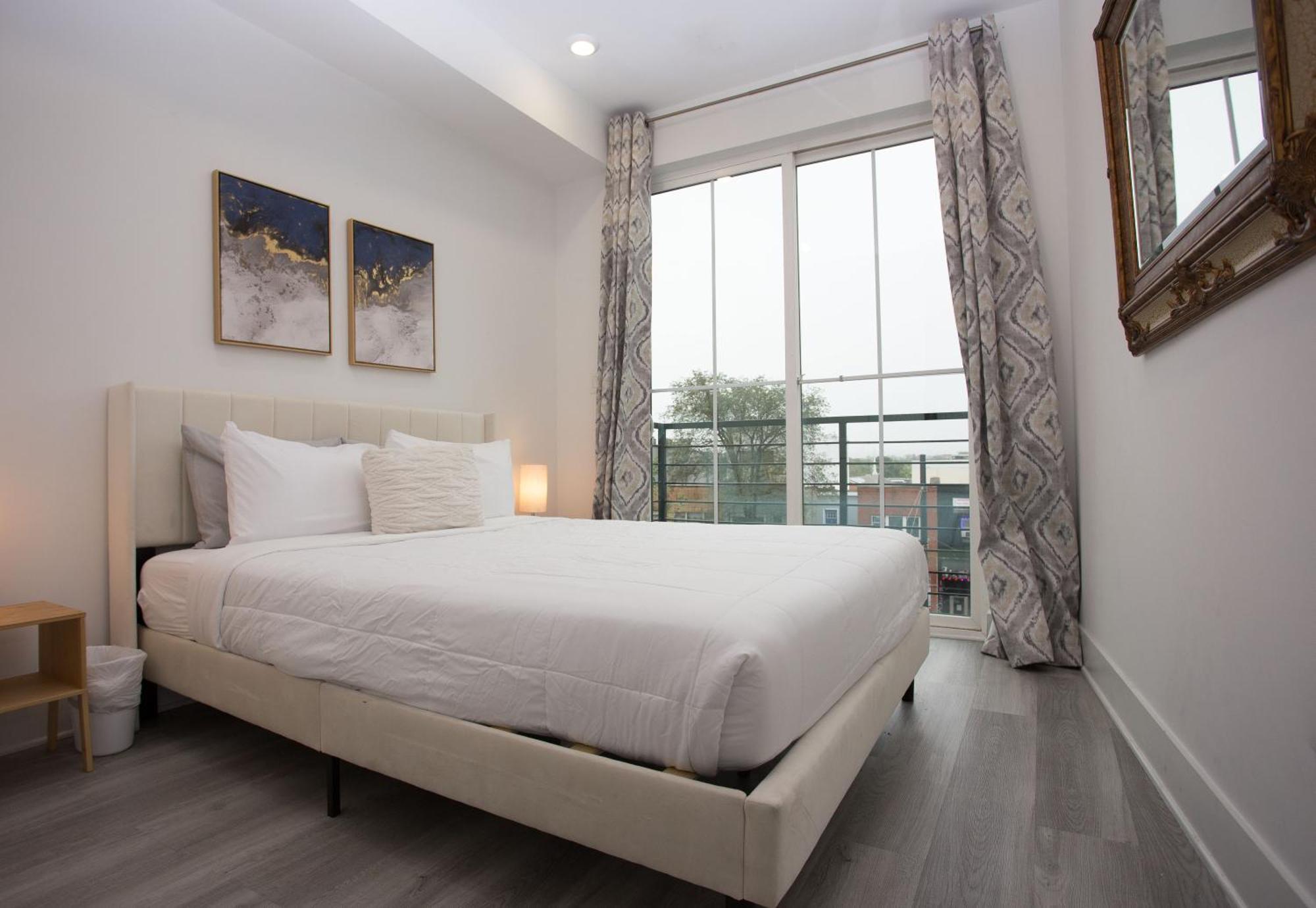 It'S A Corner Unit With Cool City Skyline Views! Washington Extérieur photo